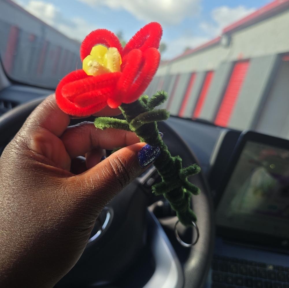Pipe Cleaner Flower Key Chain